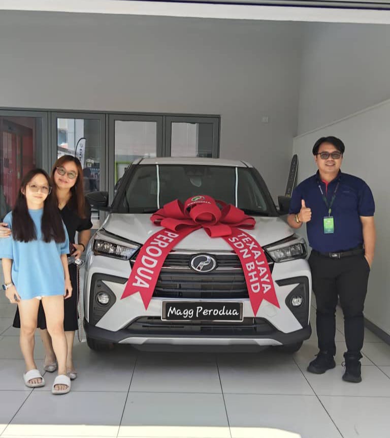 Momen penyerahan pelanggan 3