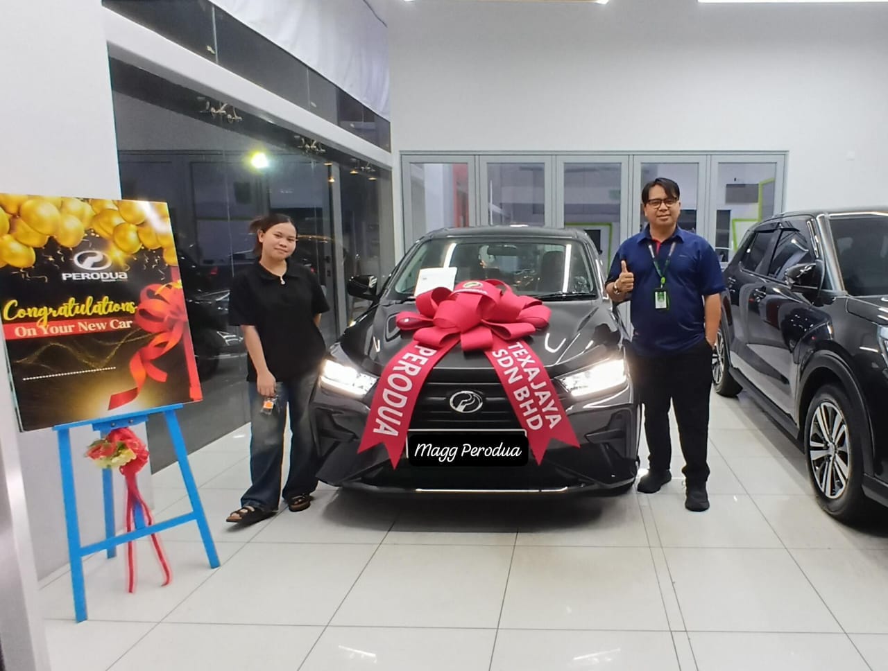 Momen penyerahan pelanggan 18
